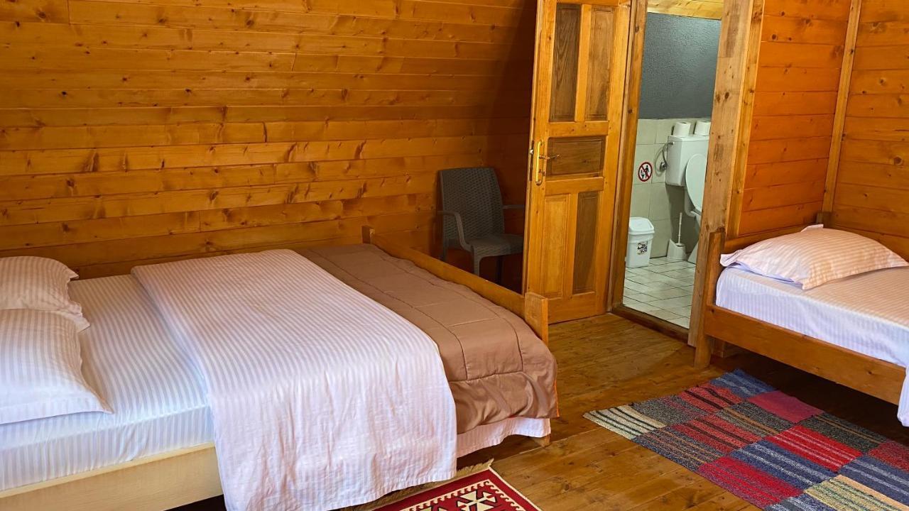 Hotel Bujtina Leke Gerla Theth Exterior foto